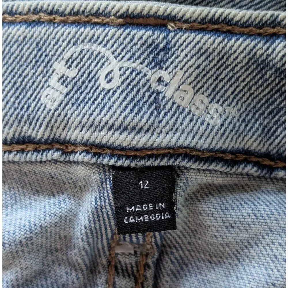 Art Class Girls Baggy Jeans 12 Light Wash Distressed Denim Adjustable Waist NEW